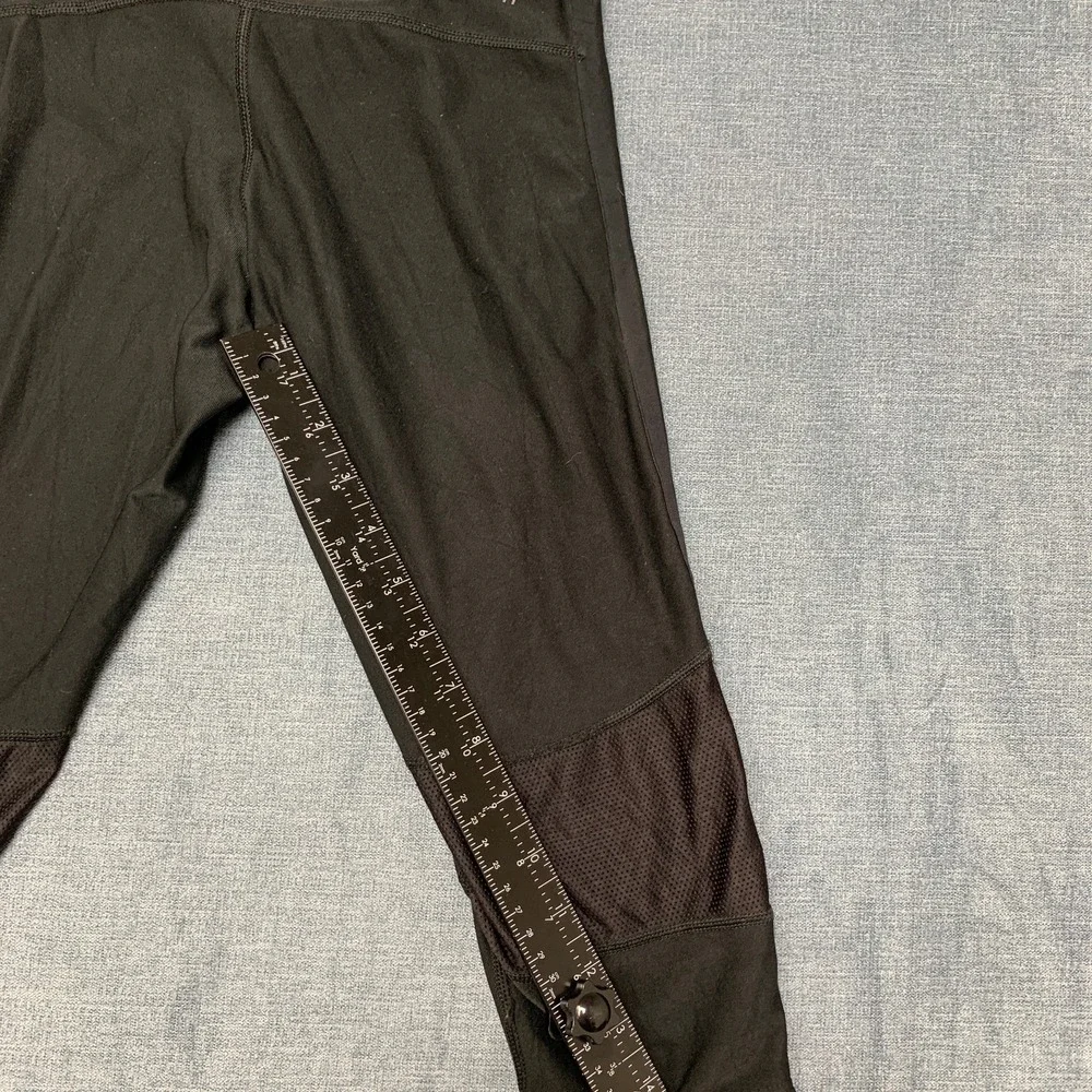 Nike Dri-FIT Capri Leggings Womens XS Black Running Yoga Gym Logo Activewear